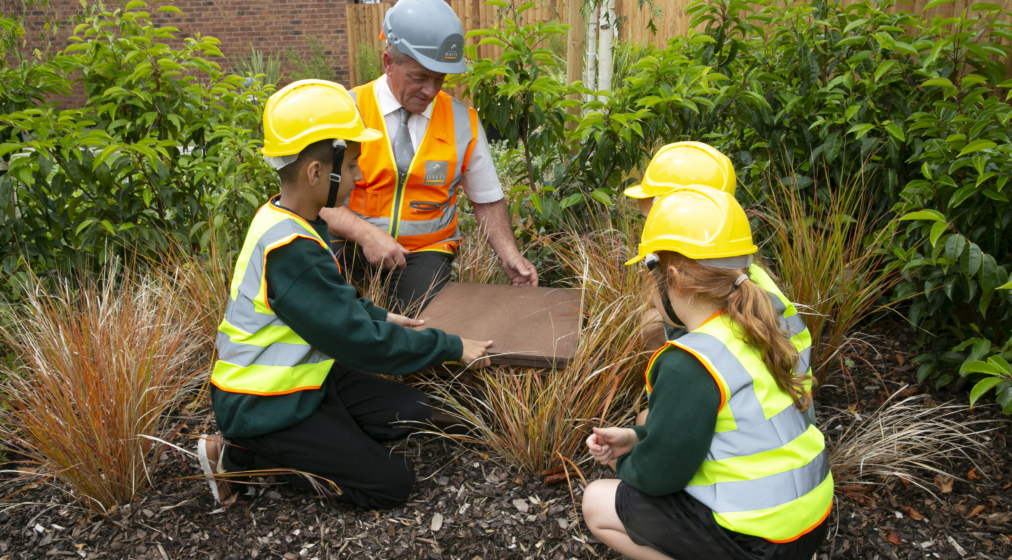 A group of schoolchildren have taken part in a prickly project to help wildlife with hedgehog homes.